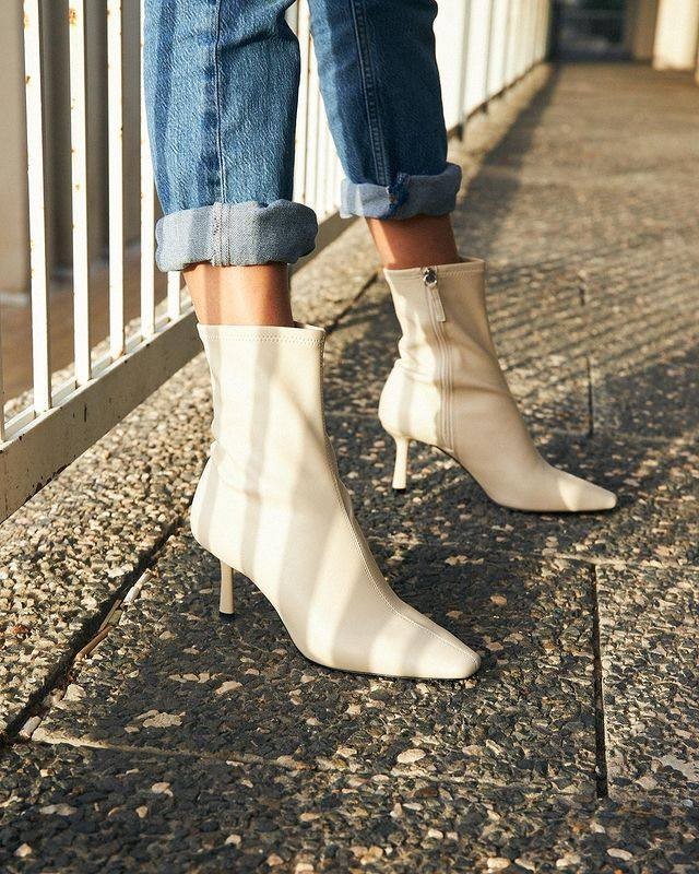 Boots on point in ALESSIAA 👌
Available only in black and brown. Shop now: https://bit.ly/39m2lmi 
#CallItSpring #CallItVegan